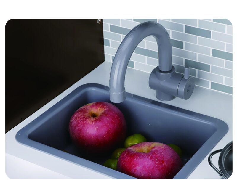 Puidust mänguköök käe-silma koordinatsiooni parandamiseks