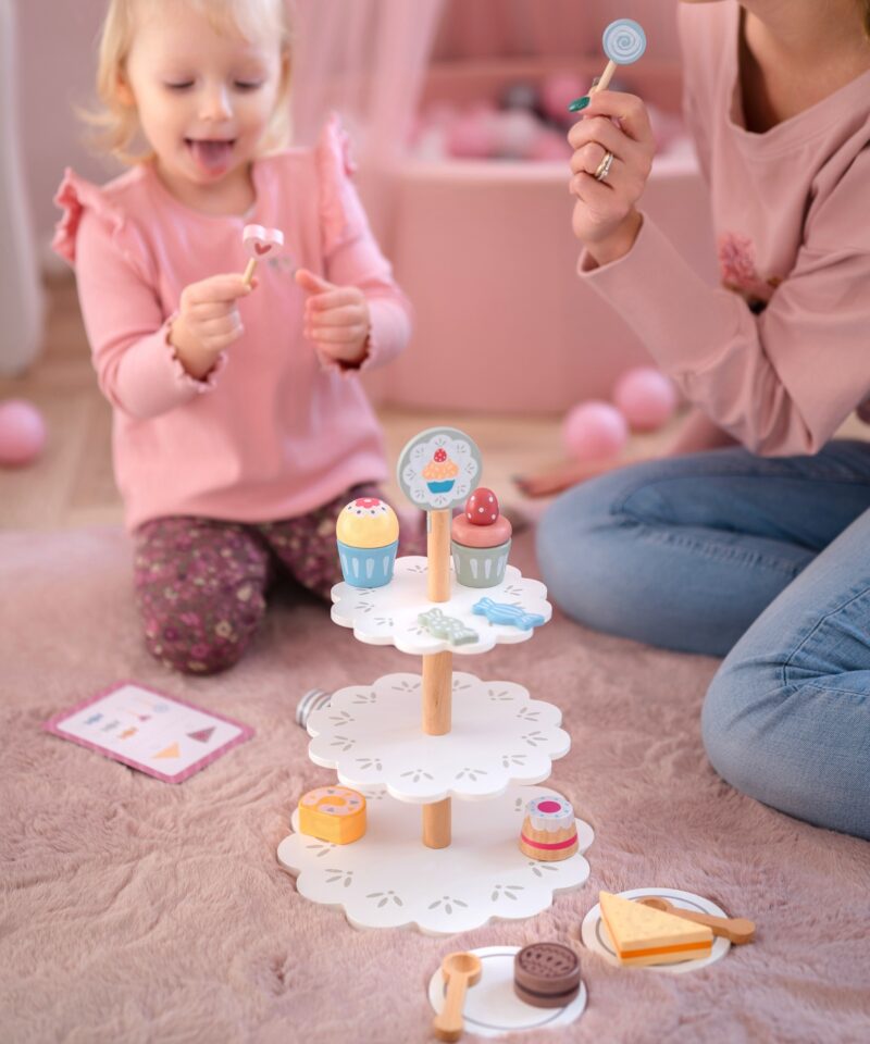 Puidust mänguköögitarvikud lastele