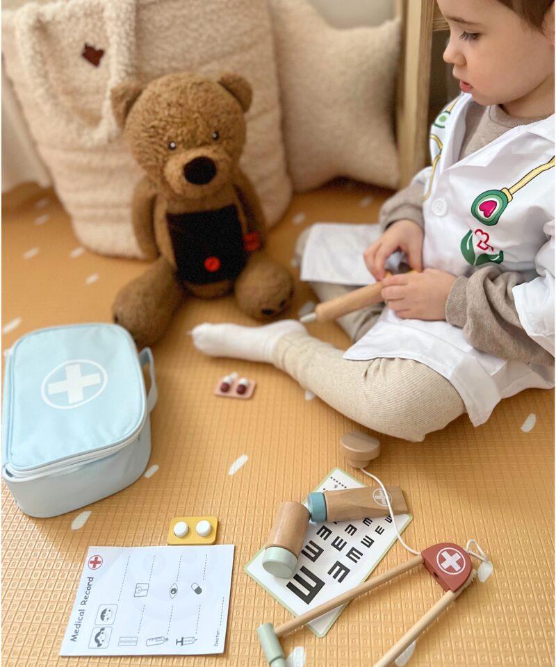 Rollimängu arstikomplekt lastele