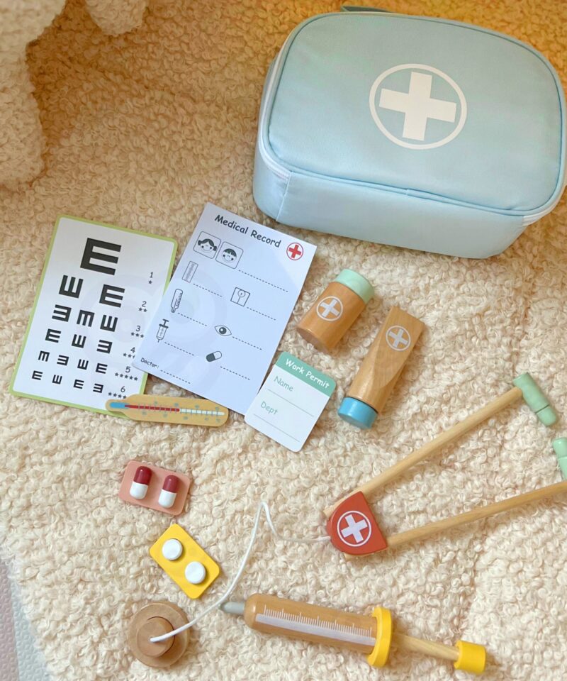 Rollimängu arstikomplekt lastele