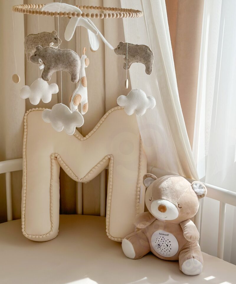 Pehme kaisukaru helide ja valgusega