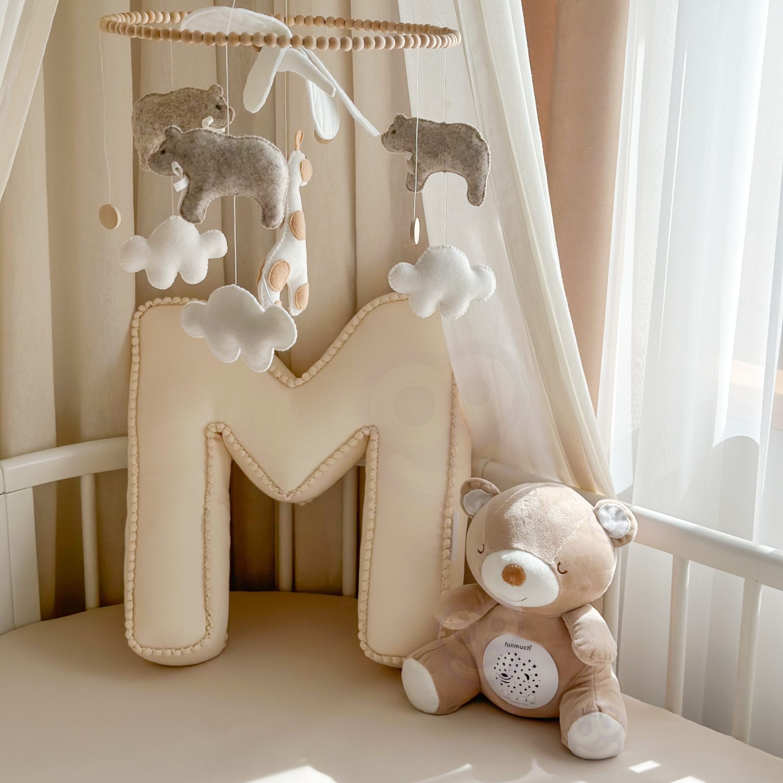 Pehme kaisukaru helide ja valgusega