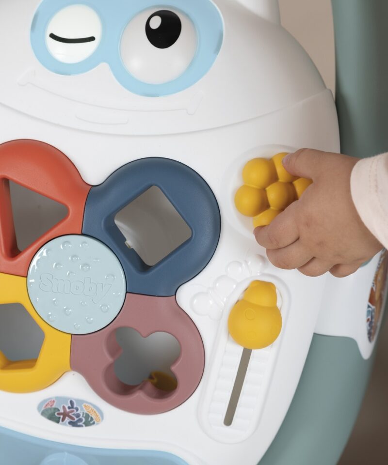 Lastekäru ümarate servadega turvalisuseks