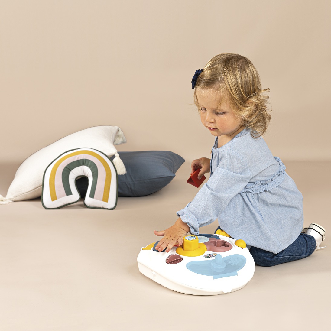 Lastekäru ümarate servadega turvalisuseks