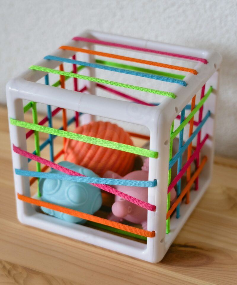 Lastele mõeldud hariv kuubik