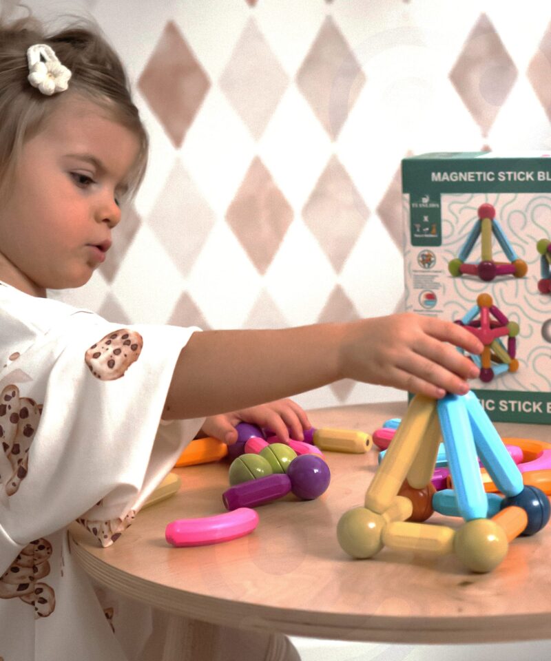 Laste ehitusklotsid kinkekarbis