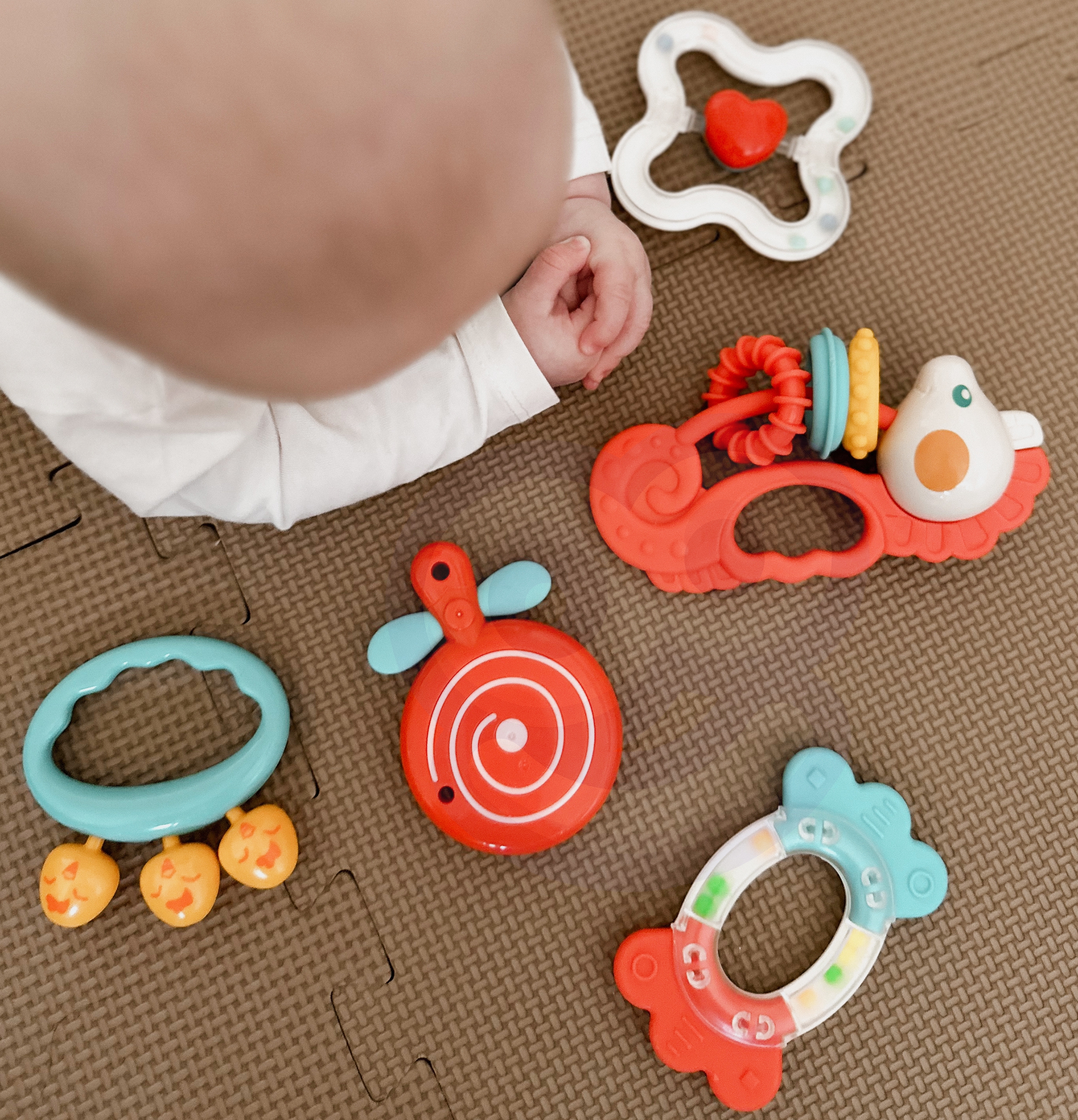 Mittetoksilised ja ohutud närimisrõngad