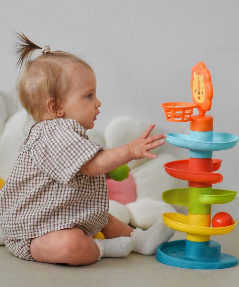 Ohutu ja sertifitseeritud plastikust mänguasi