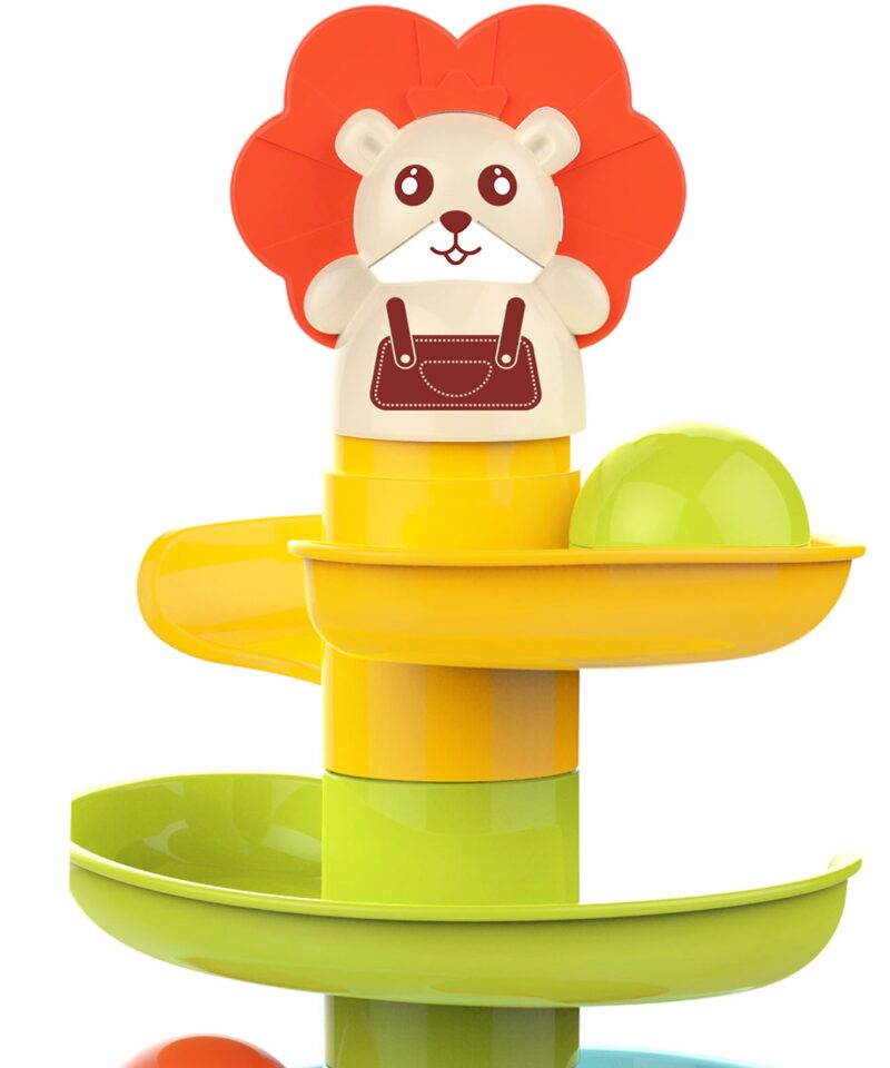 Komplekt väikestele kätele sobivas suuruses