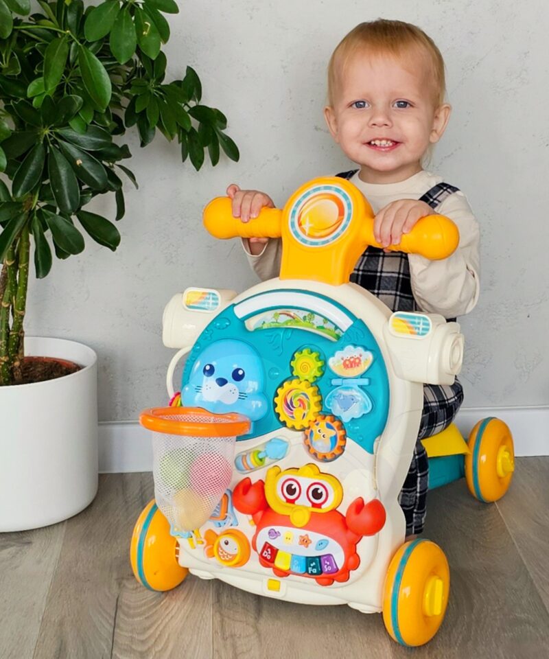 Laste mängukeskus koos klaveri ja hammasratastega