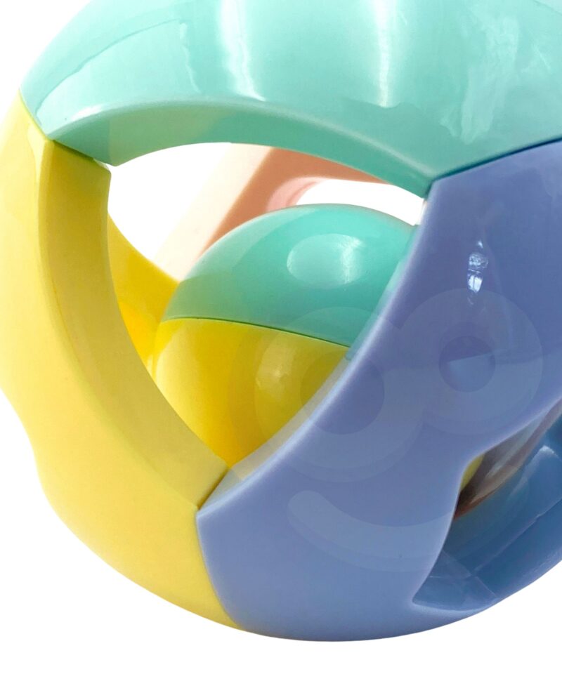 Rõngasrõngas, mis köidab beebi tähelepanu