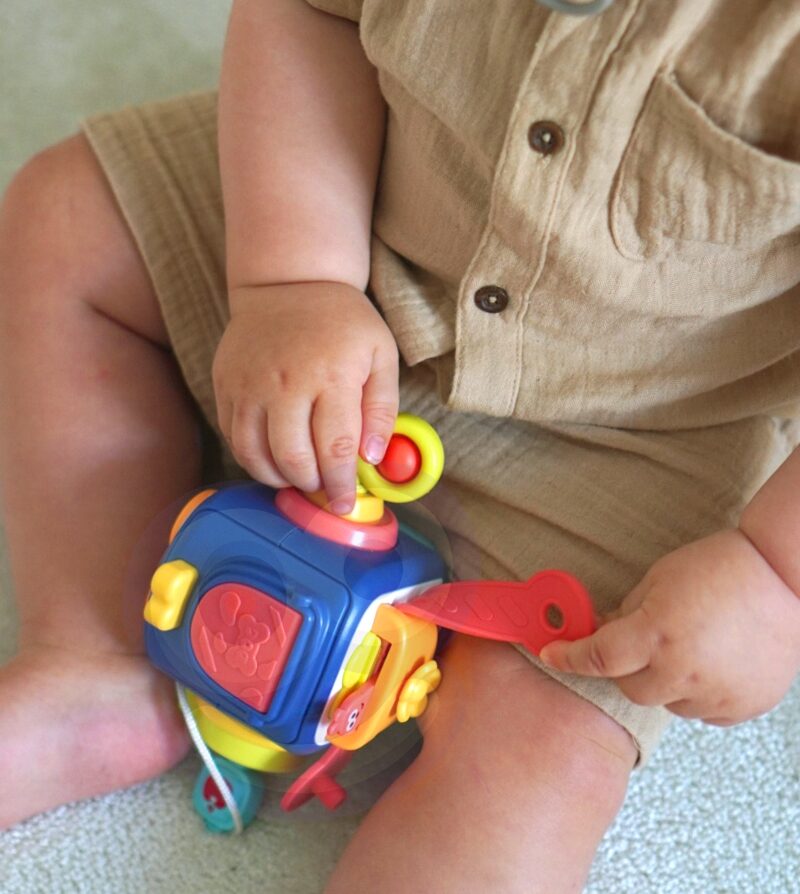 Montessori mänguasi arendab käe-silma koordinatsiooni