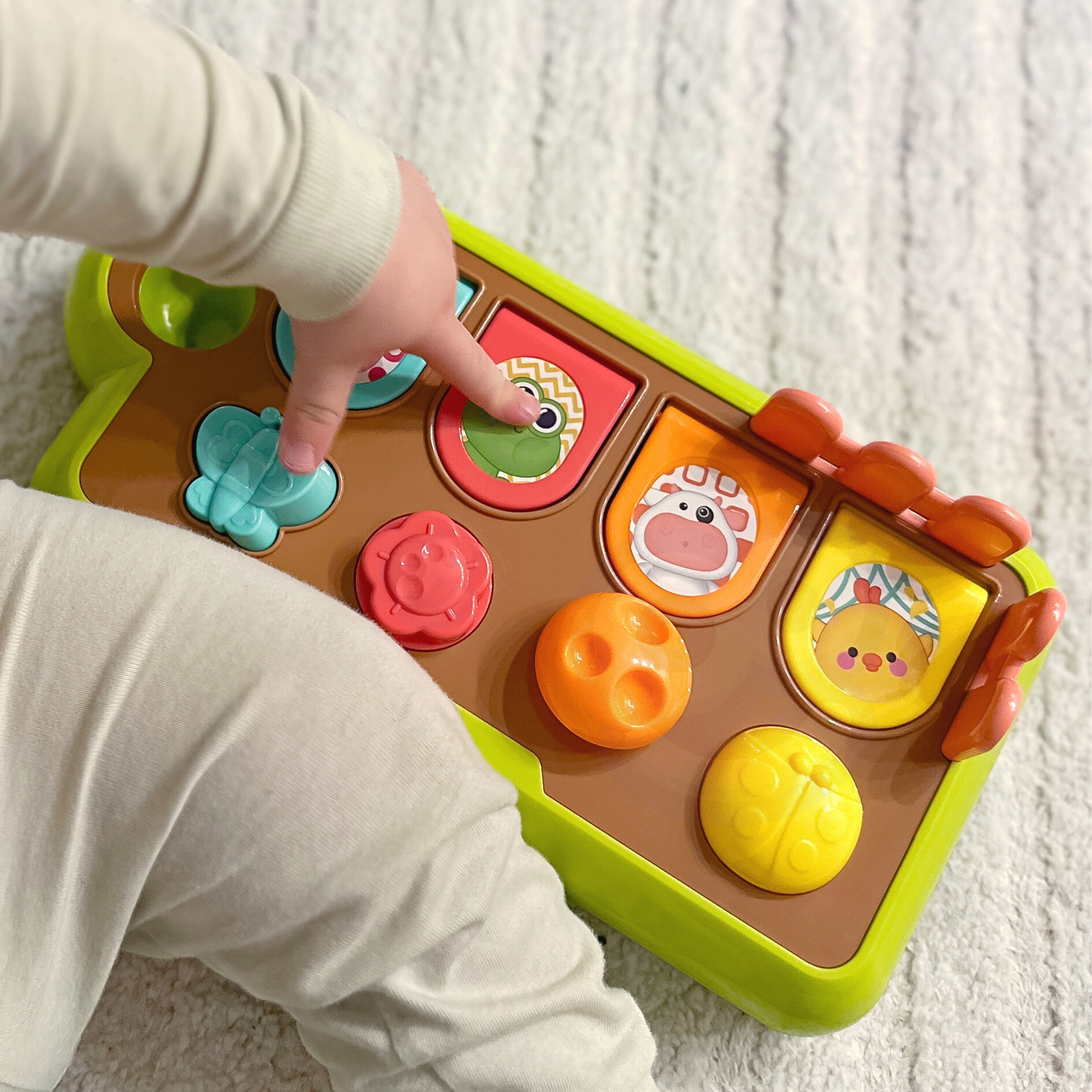 Interaktiivne mänguasi väikestele avastajatele