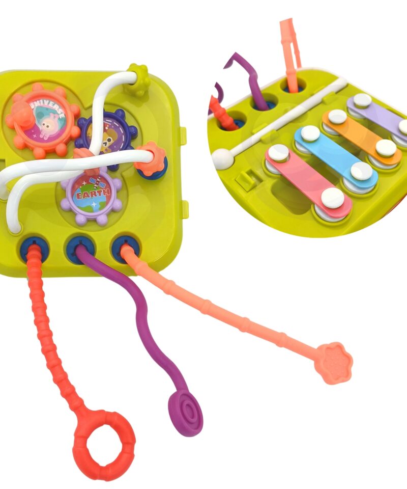 Beebide arenduskast koos mini-ksülofoniga