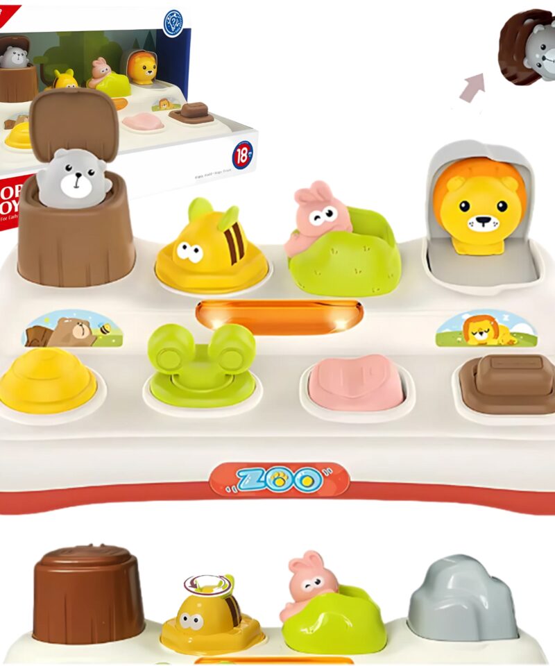 Lapsed mängivad interaktiivse loomamänguasjaga