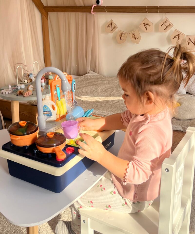 Realistlik köögikomplekt lastele