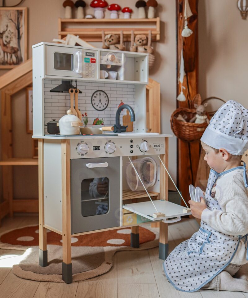 Lastele mõeldud mänguköök