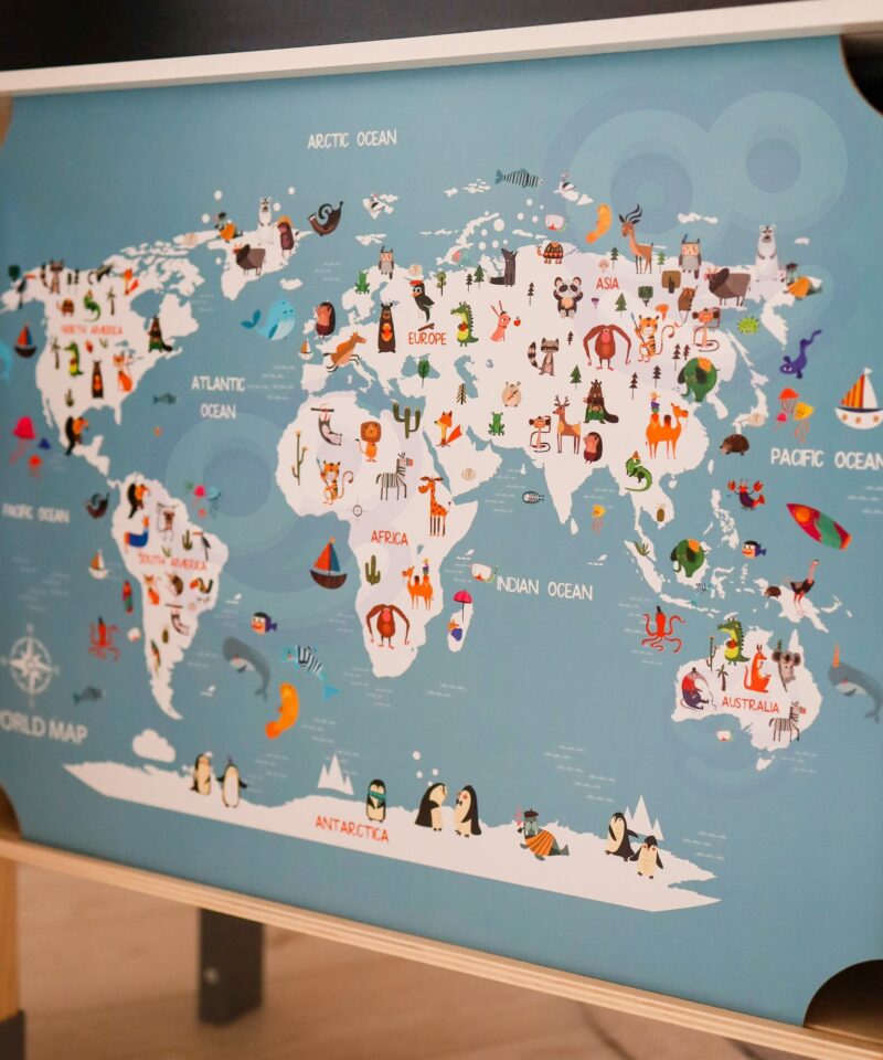 Puidust köök koos lisatarvikutega