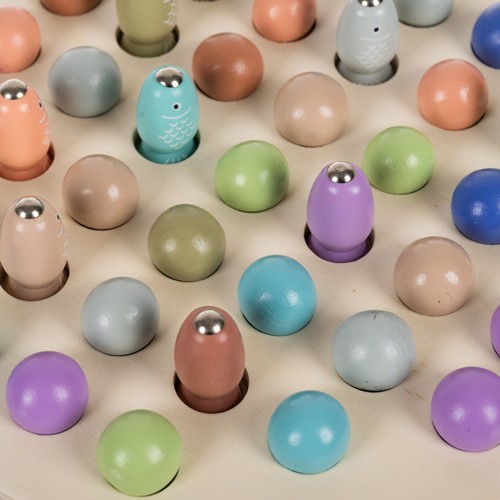 Erksavärviline kalapüügimäng puidust