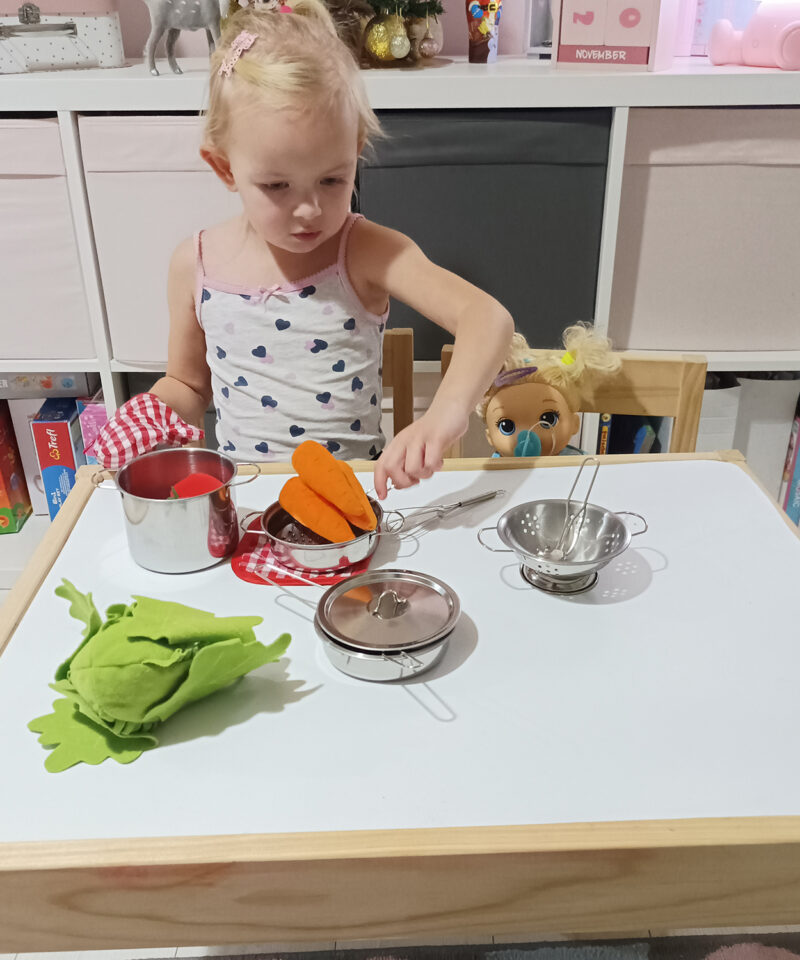 Arendav kööginõude komplekt lastele