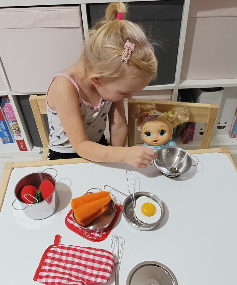 Arendav kööginõude komplekt lastele