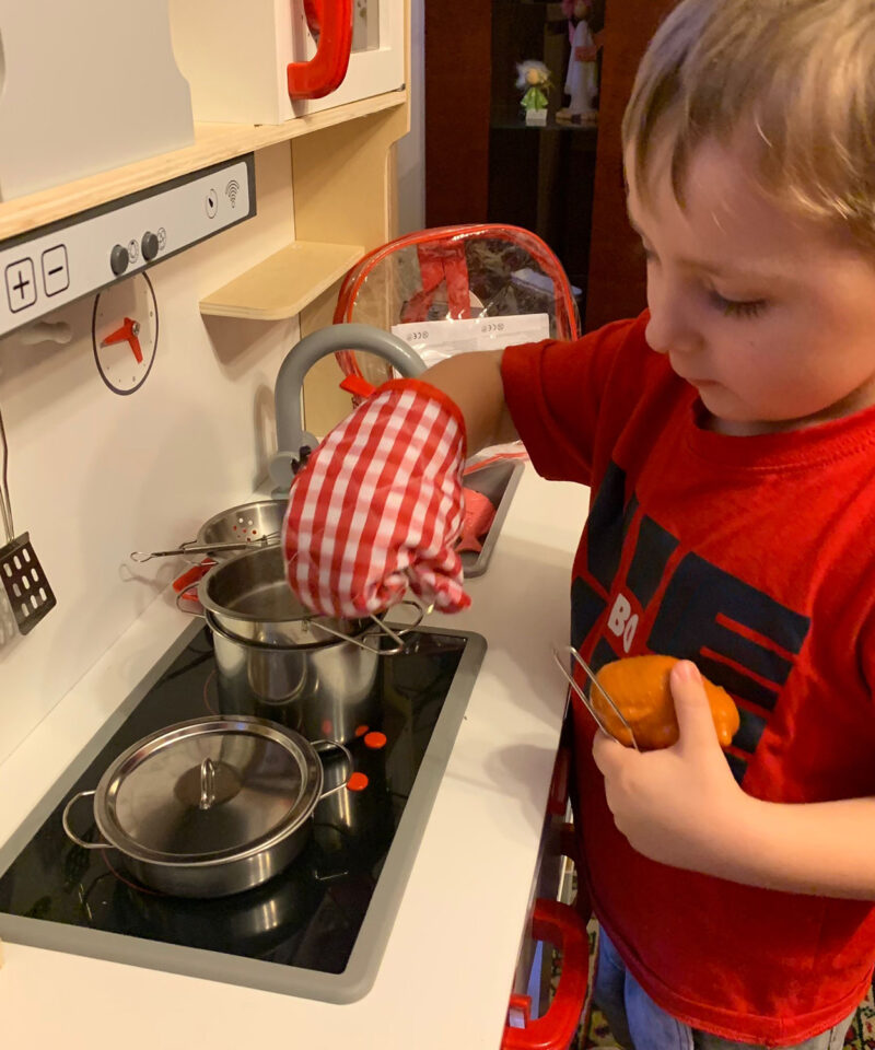 Arendav kööginõude komplekt lastele