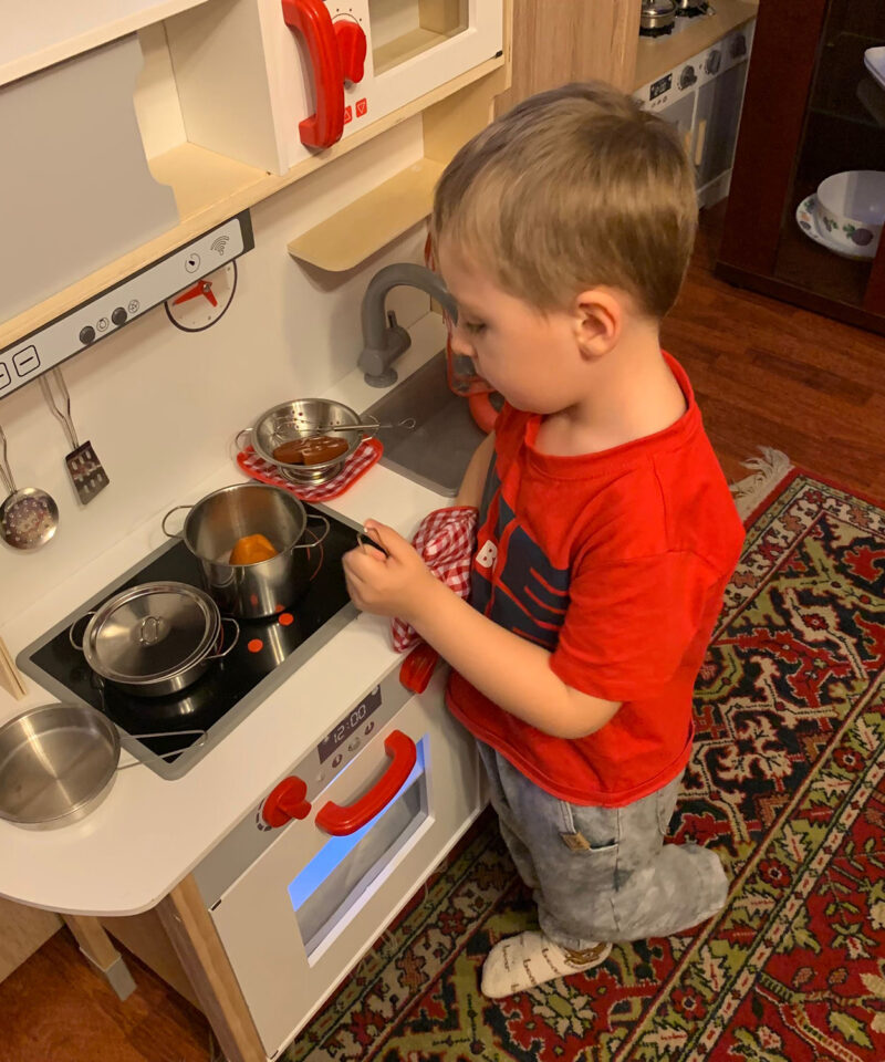 Arendav kööginõude komplekt lastele