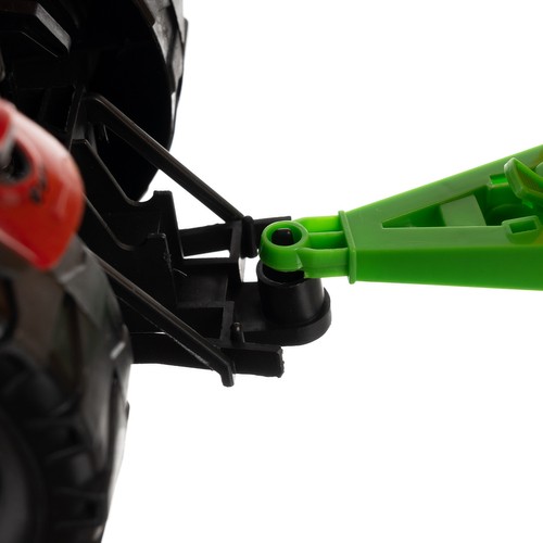 Traktor koos haagisega põllumajandusmänguks