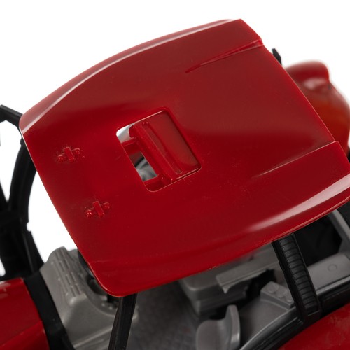 Traktor koos haagisega põllumajandusmänguks