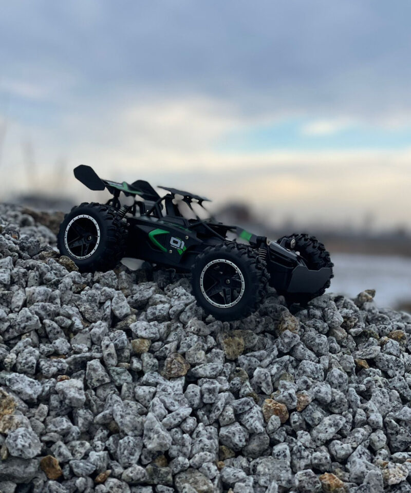 Kummist rattad ja pikk juhtimisulatus