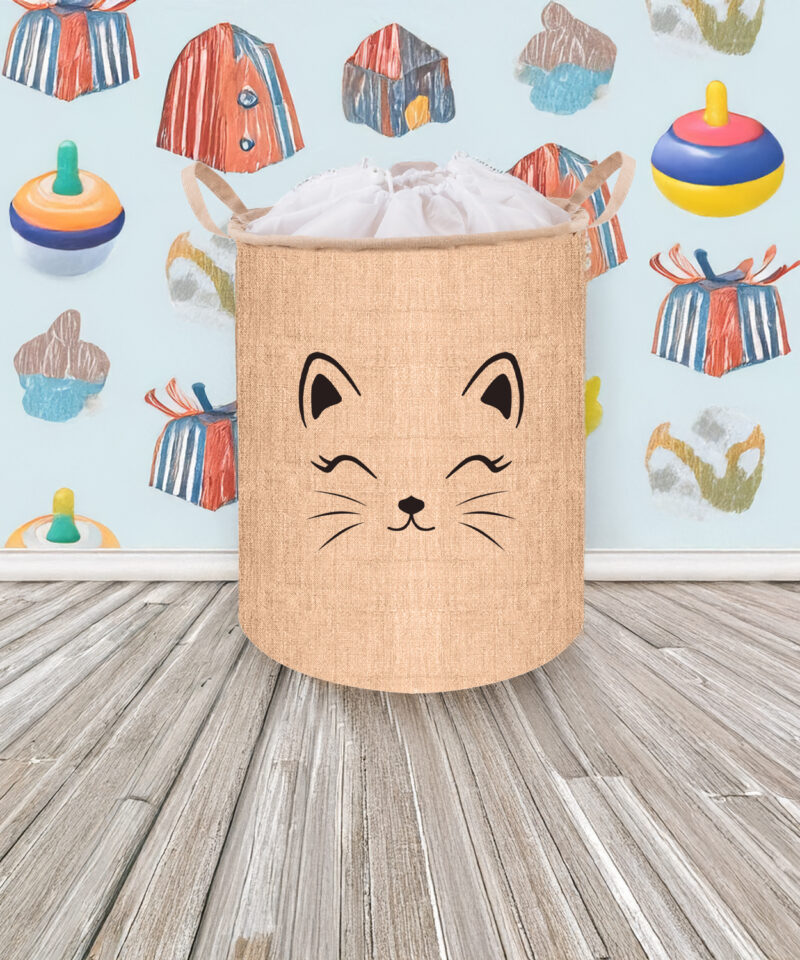 Suur ja mahukas mänguasjakast