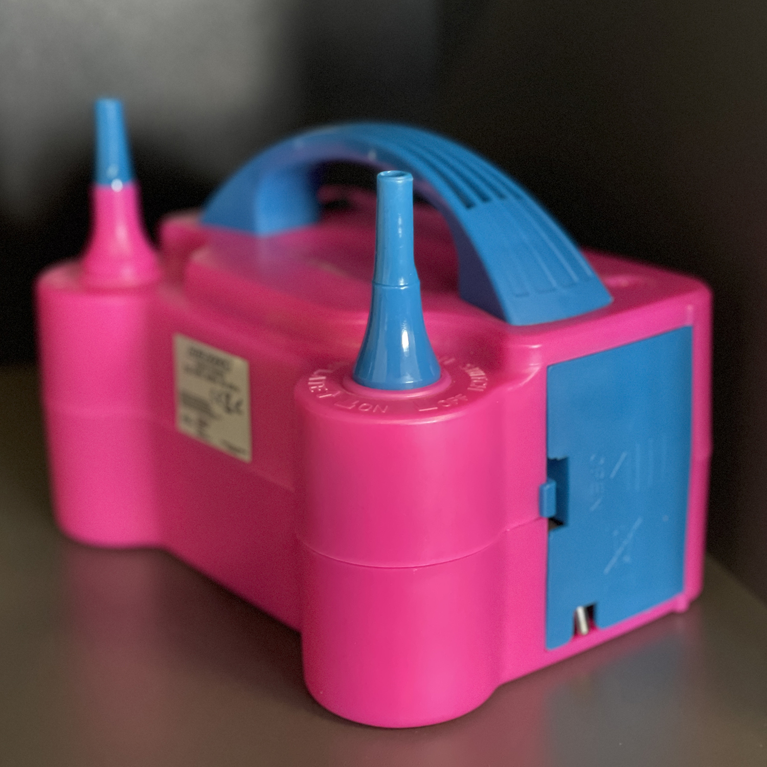 Kompaktne disainiga õhupump