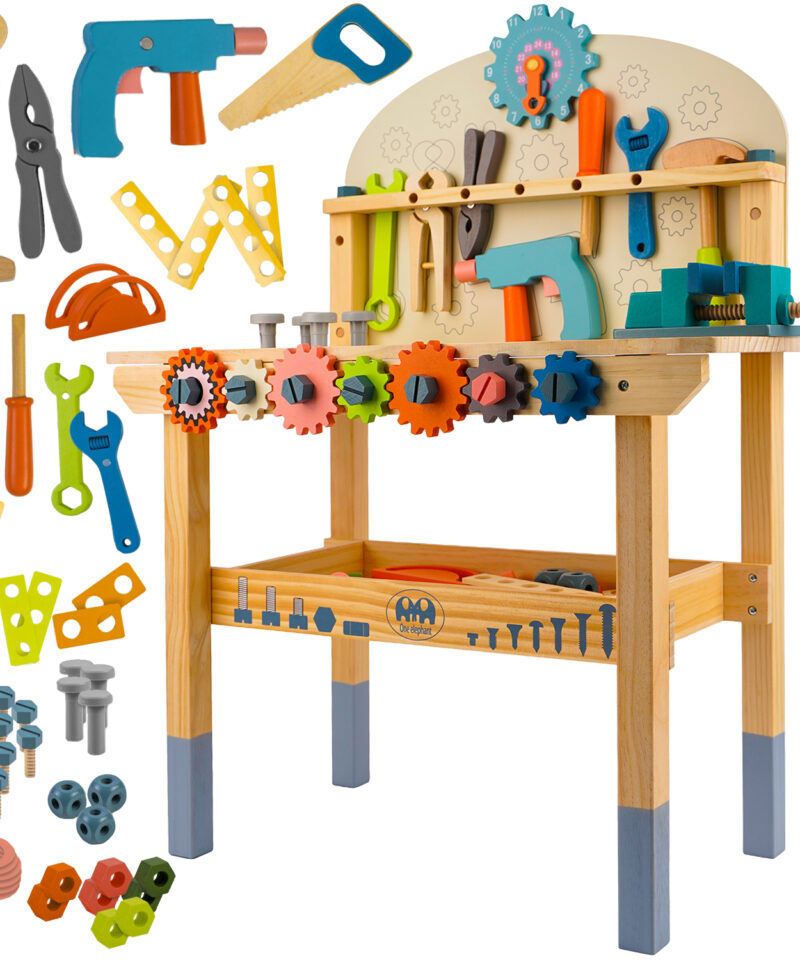 Laste puidust tööriistade komplekt laual