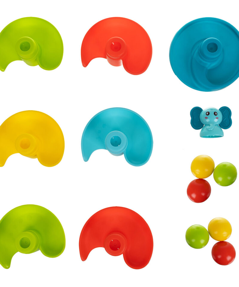 Värvilised pallid kaasas mängutorniga