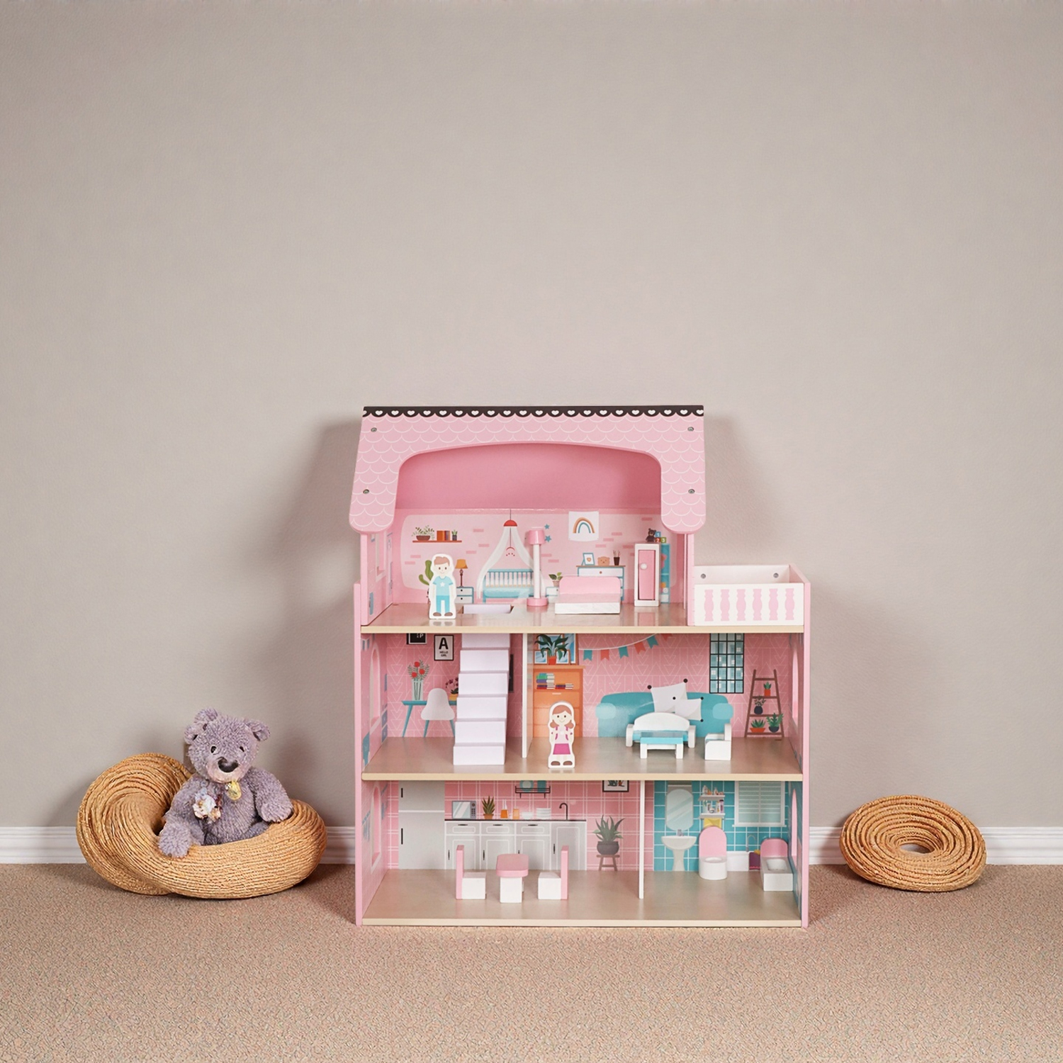 Kolmekorruseline nukumaja rõduga