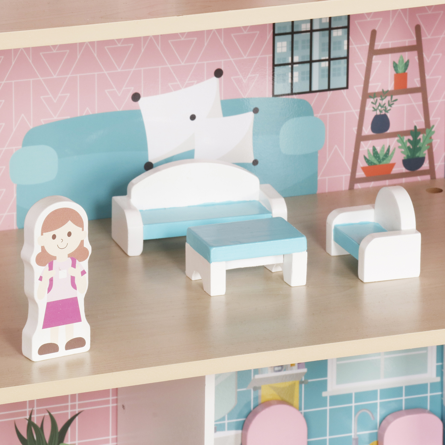 Kolmekorruseline nukumaja rõduga