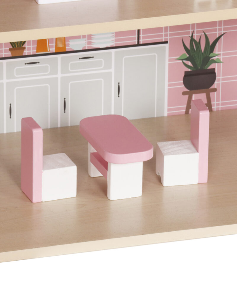 Kolmekorruseline nukumaja rõduga