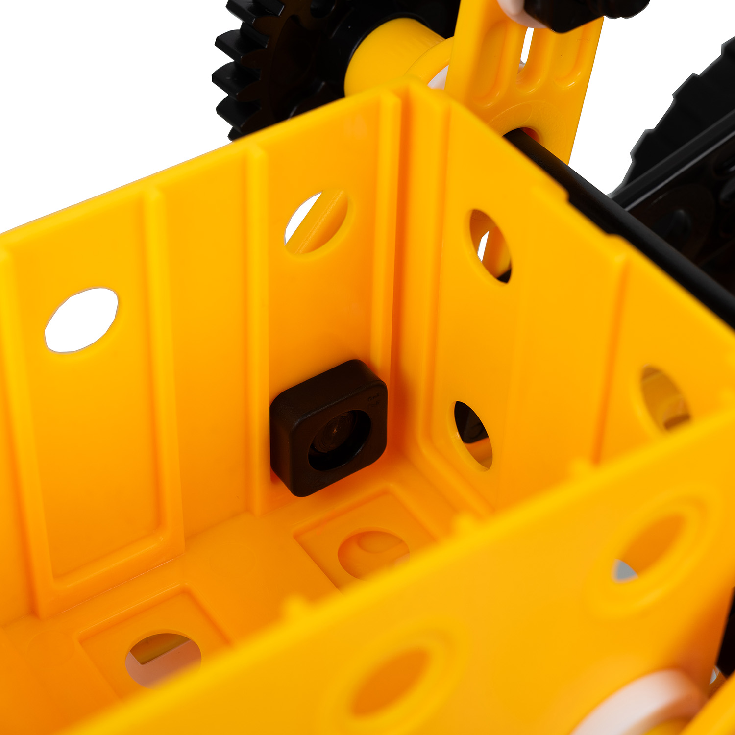 Loovust ja tehnilisi oskusi arendav mänguasi