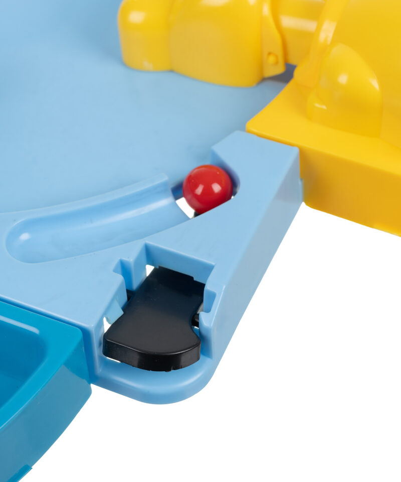 Naeru ja põnevust täis mäng