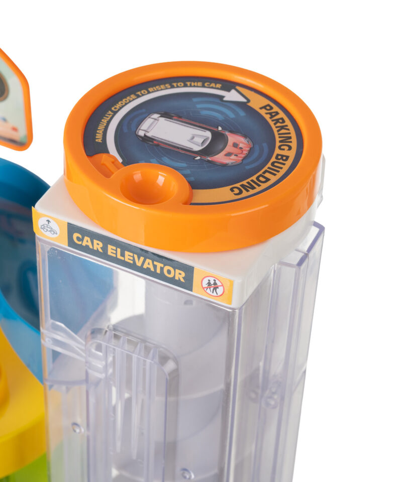 Kergesti kokku pandav autoparkla mänguasi