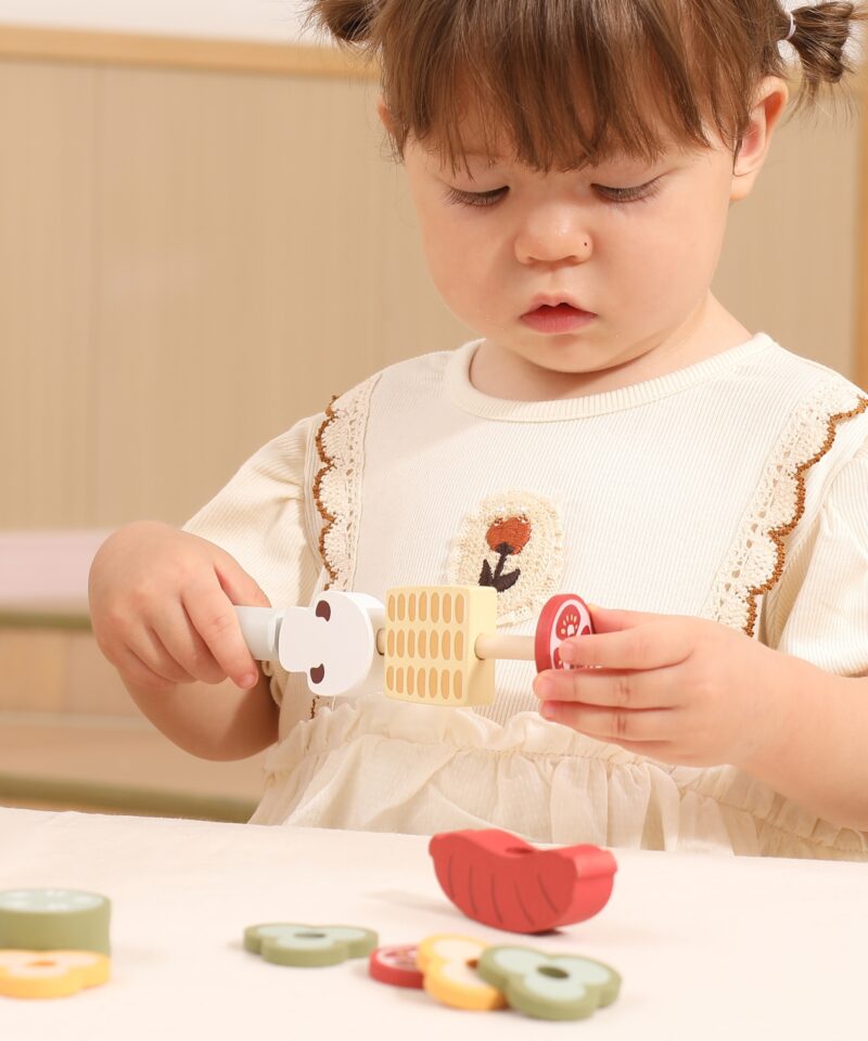 Puidust köögitarvikud lastele