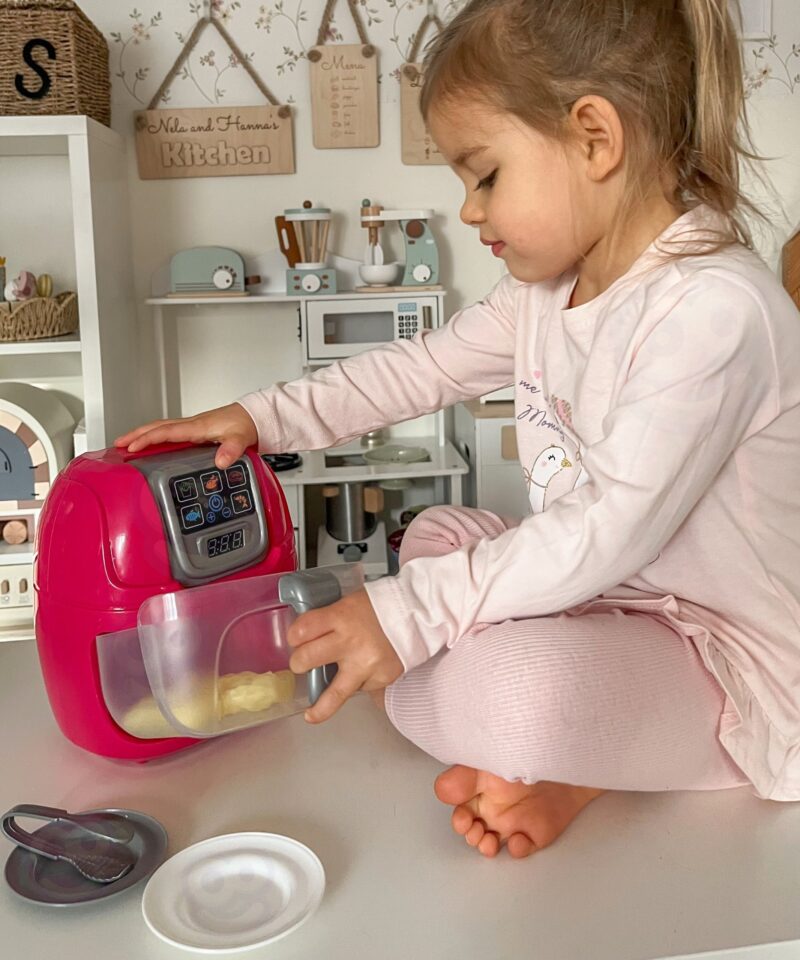 Realistlik mänguõhufritüür lastele