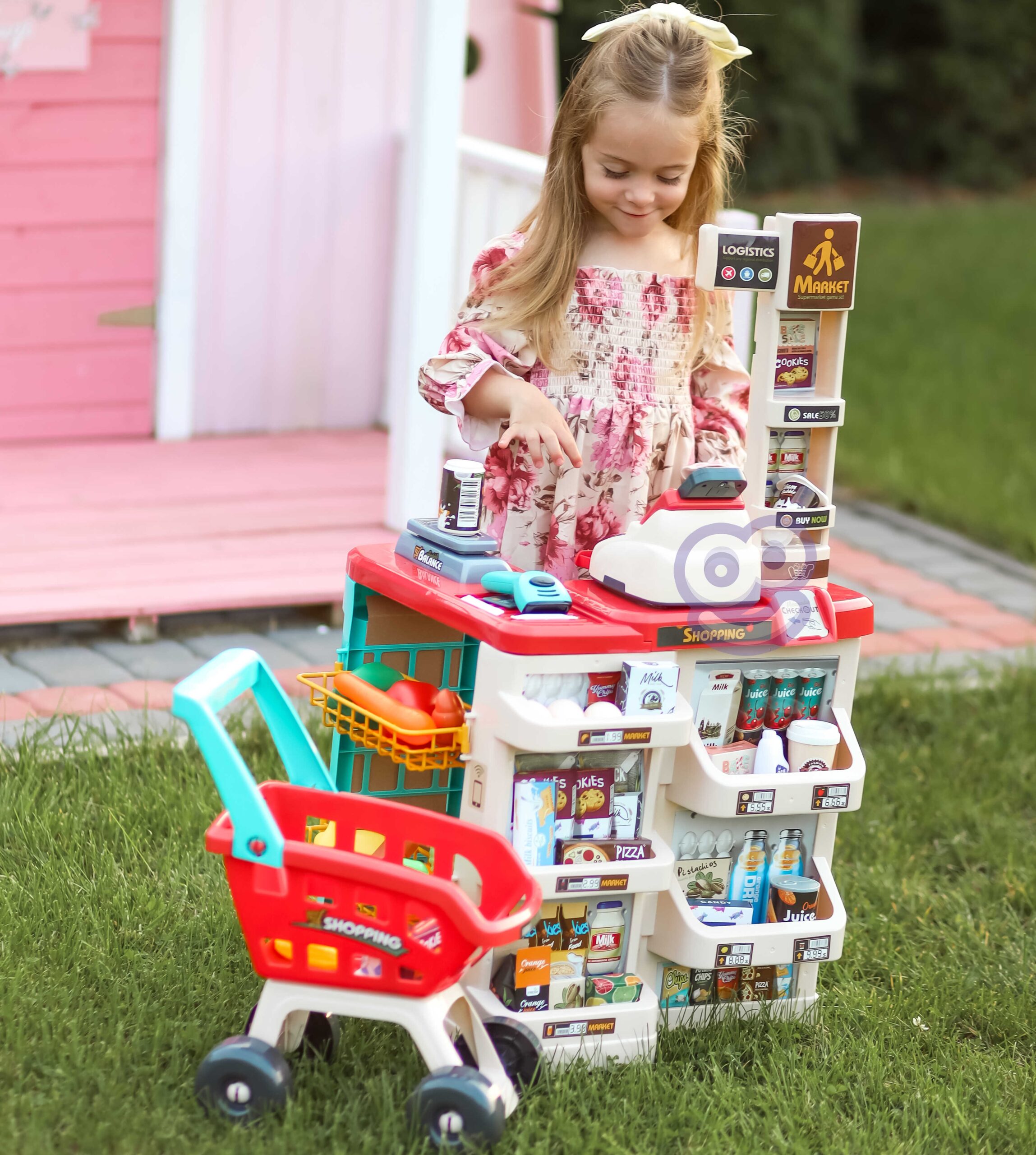 Lastele mõeldud paberraha ja krediitkaart