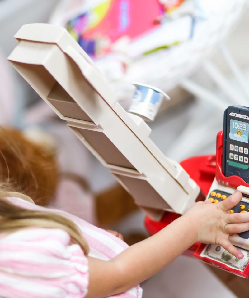 Hariv ja lõbus supermarket mäng lastele