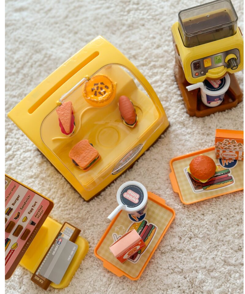 Mängukomplekt koos tarvikutega