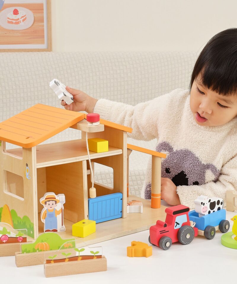 Laste talukomplekt koos loomadega