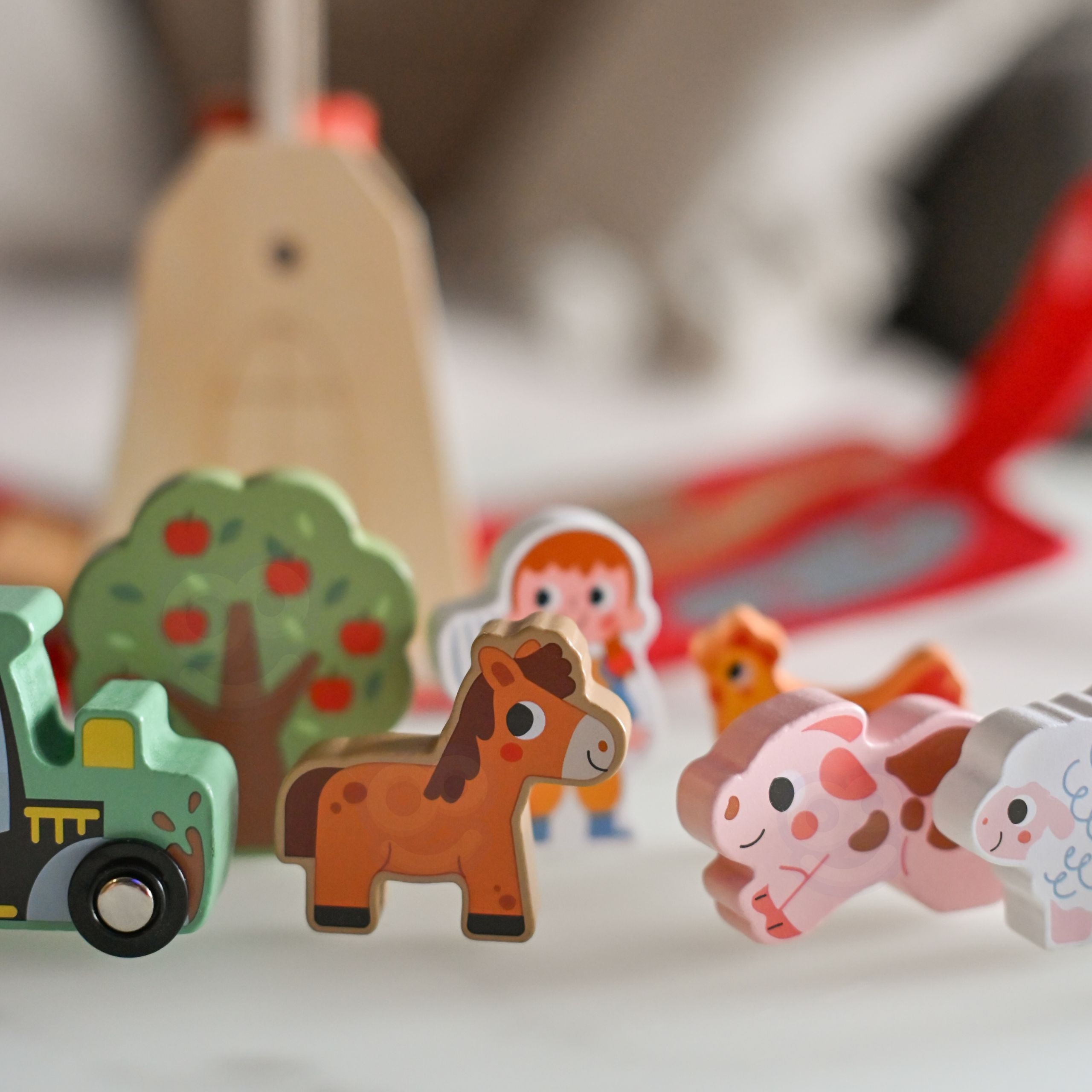 Farmikomplekt koos loomade figuuridega