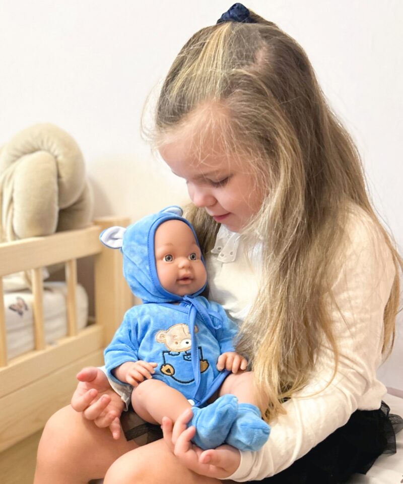 Pehme ja detailirohke beebinukk