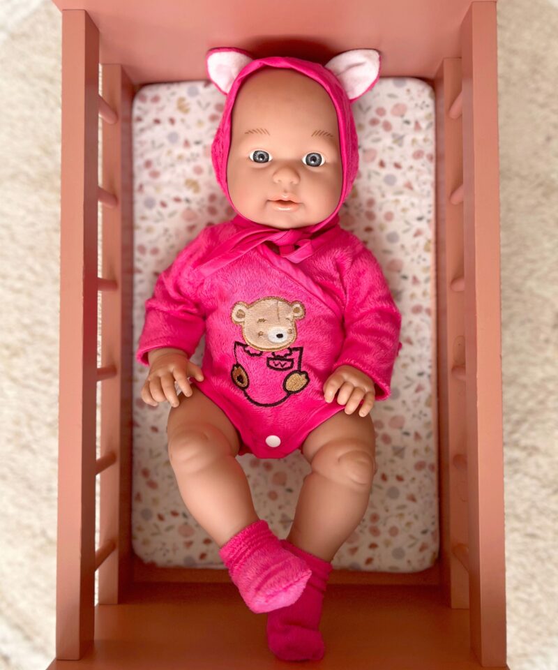 Mängurõõmu pakkuv beebinukk