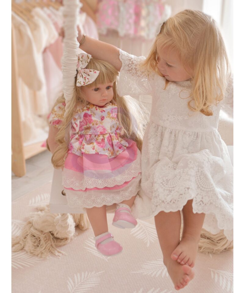 Nukk Marcia pehmete juustega